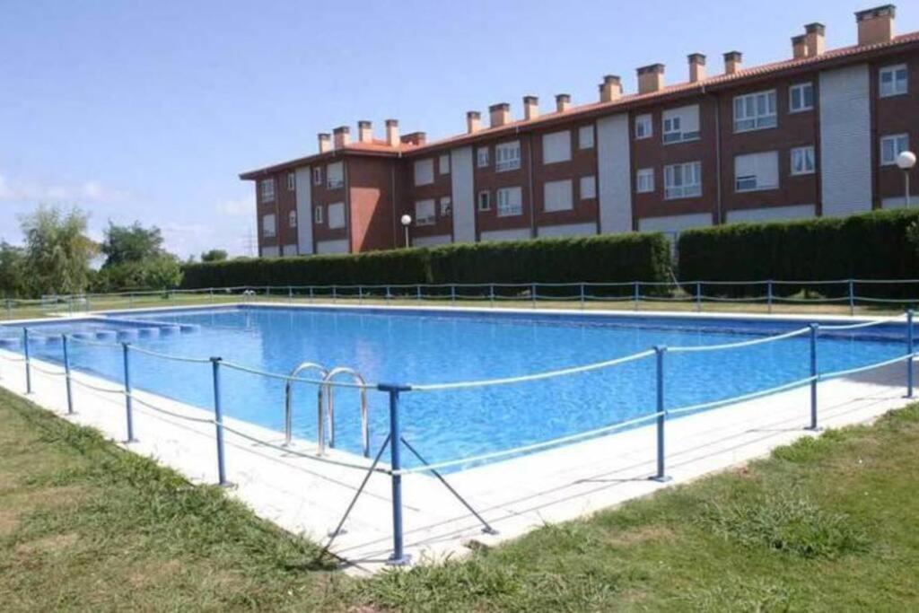 Apartamento Cerca De La Playa 살리너스 외부 사진